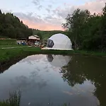 Forest Glamping *