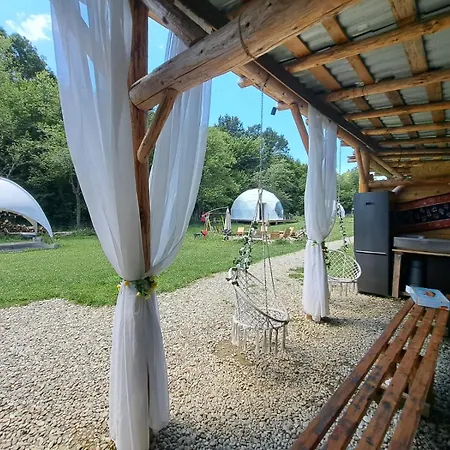 Forest Glamping 豪华帐篷 *