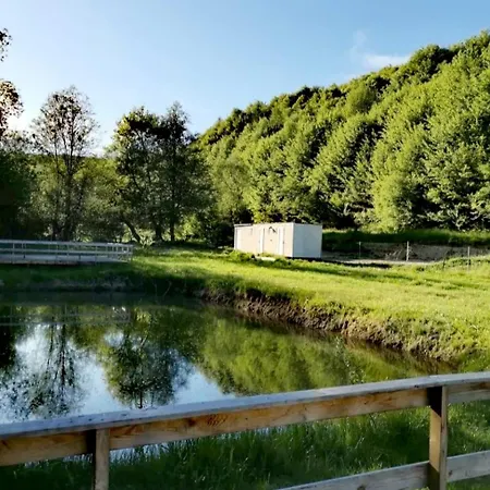 Forest Glamping אוהל מפואר *