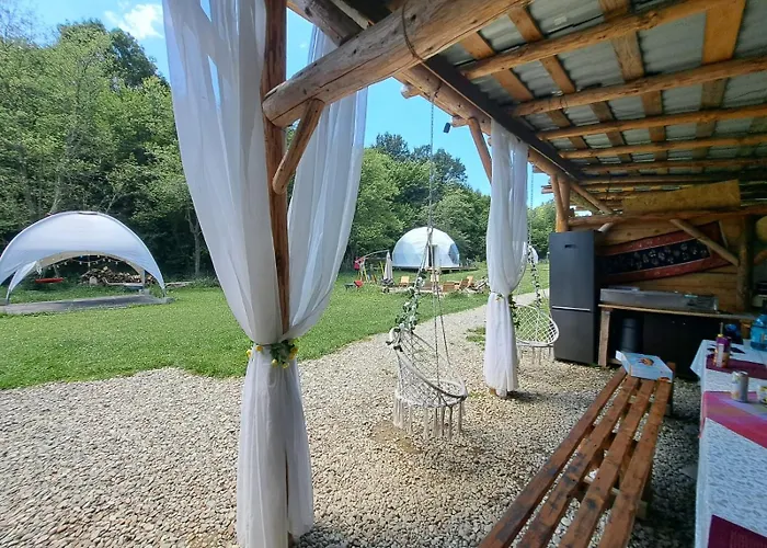 Forest Glamping 豪华帐篷 *