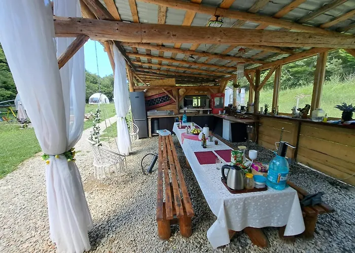 豪华帐篷 Forest Glamping 布拉索夫